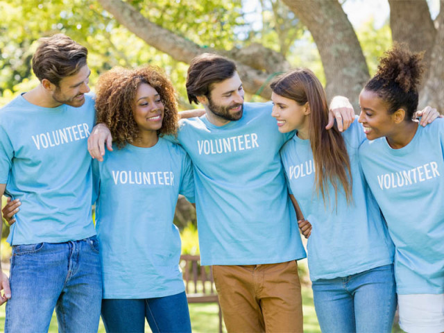 Formation - Recruter et animer une équipe de bénévoles - #Former | © Canva