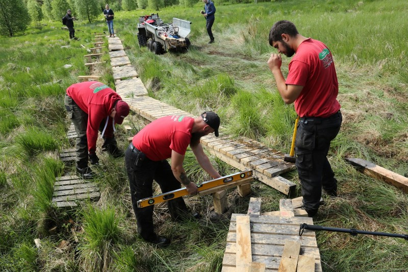 Réparation de caillebotis vallée de la Helle 03 ©FTPL P Fagnoul