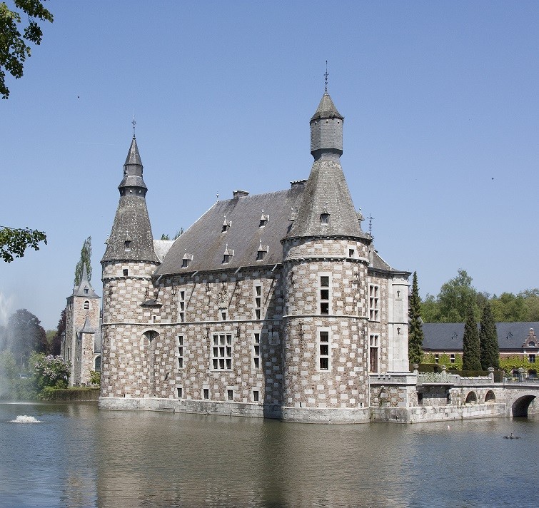Le Château de Jehay à Amay ©FTPL P.Fagnoul