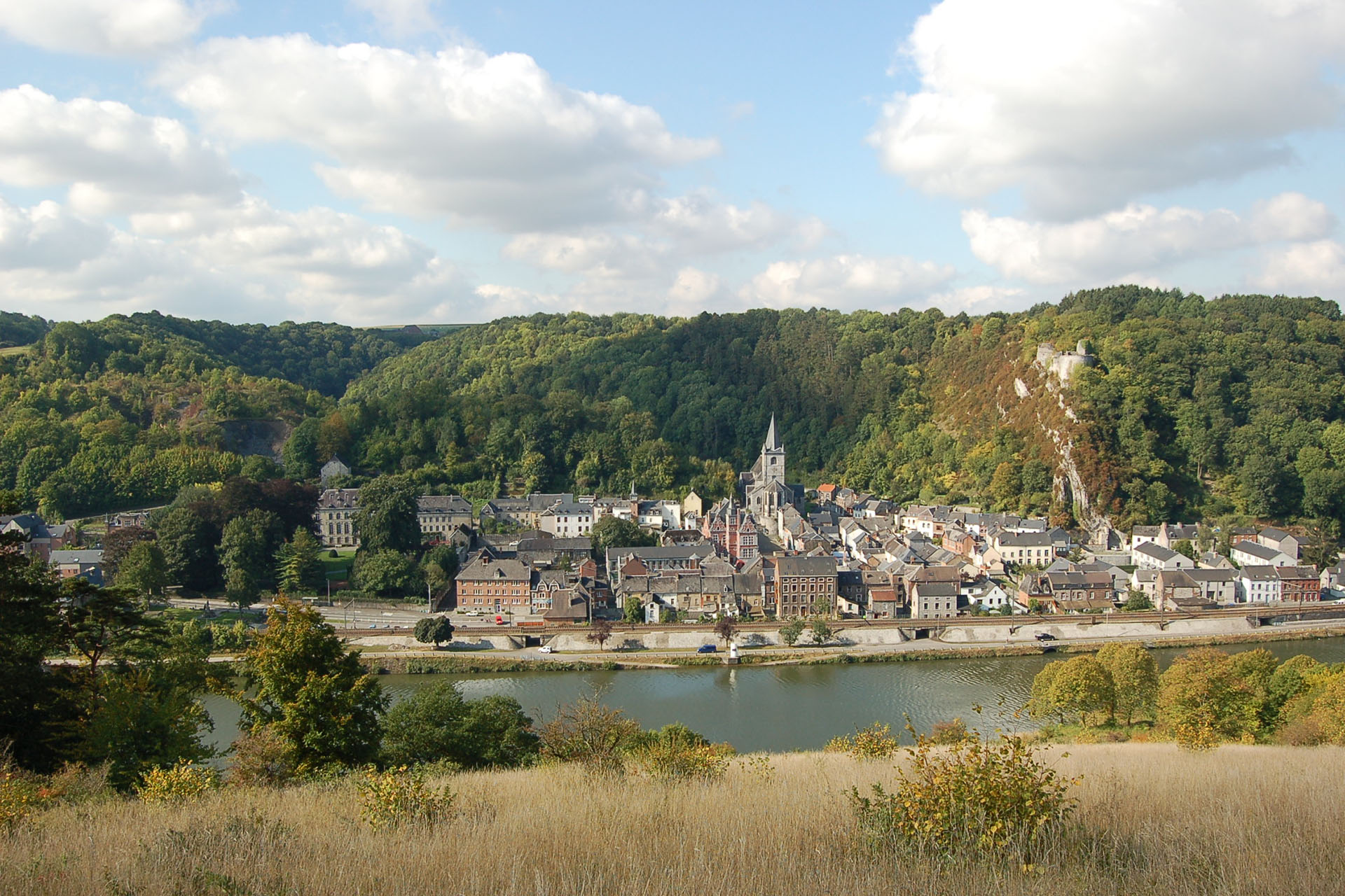 Tapas une idée pour… une rencontre à vivre au fil de l’eau ? - Dinant-Bouvignes - © D. Belayew