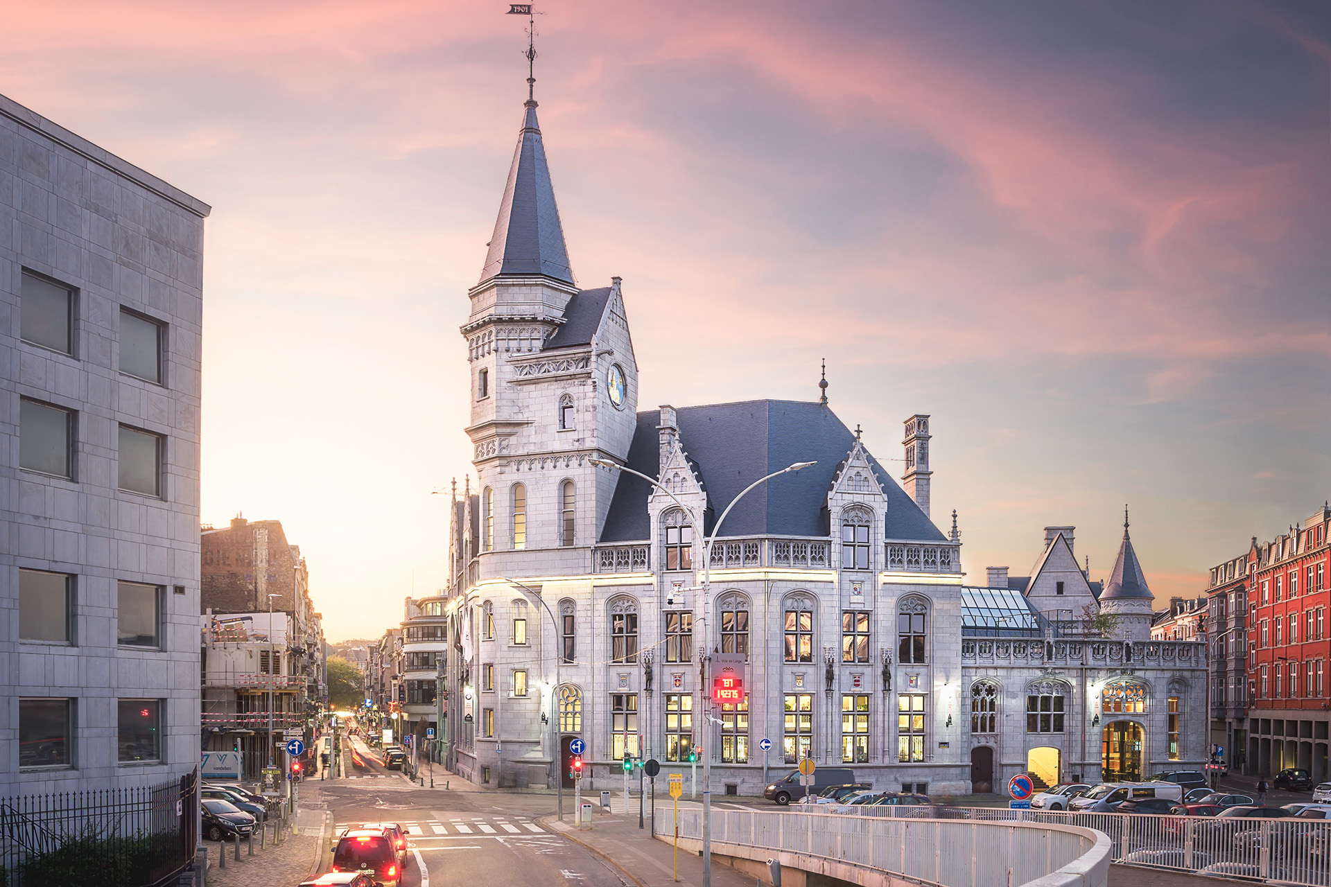 Tourisme en mutation : comprendre les défis et opportunités pour un territoire - (La Grand Poste à Liège) - © Adrien Closter